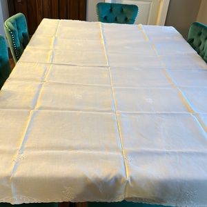 Vintage linen tablecloth and napkins